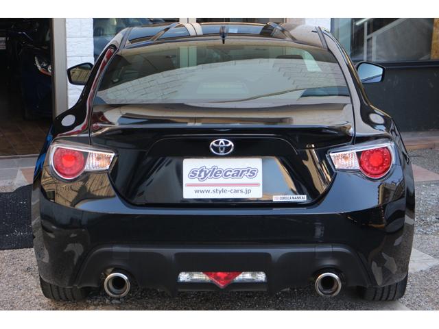 ８６ ＧＴ　☆６速ミッション☆ダックテール☆距離浅☆ラジオオーディオ☆（17枚目）