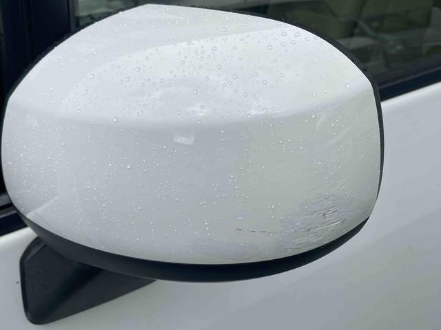 ムーヴ Ｘリミテッド　キーフリー　ダイハツ認定中古車　アイドリングストップ　キーフリーキー　電動格納ミラー　シートリフター　ナビゲーション　ＡＢＳ　カップホルダー　アルミホイール　アームレスト　オートエアコン　プッシュスタートボタン（23枚目）