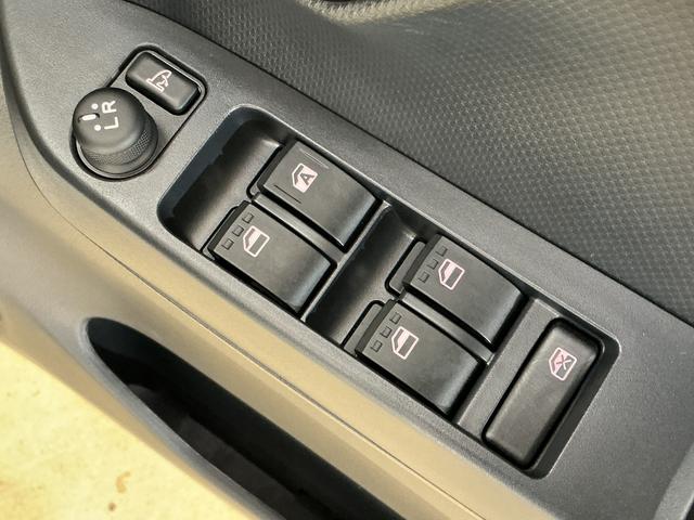 ミライース X SAIII ワンオーナー バックカメラ コーナーセンサー ワンオーナー バックカメラ 前後コーナーセンサー オートマチックハイビーム LEDヘッドライト オートライト 横滑り防止装置 アイドリングストップ キーレスエントリー スペアキー有り 電動格納ミラー(32枚目)