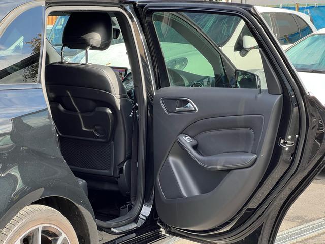 Ｂクラス Ｂ１８０　ブルーエフィシェンシースポーツナイトＰＫＧ　車検整備付／前席パワーシート／バックカメラ／ＥＴＣ／地デジ／クリアランスソナー／クルーズコントロール／シートメモリー／純正１８インチアルミホイール／Ｂｌｕｅｔｏｏｔｈ（61枚目）