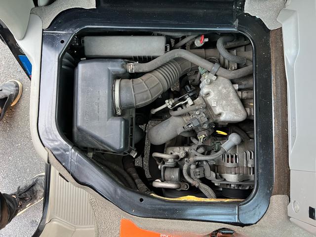 エブリイワゴン ＰＺターボスペシャル　４ＡＴ／両側電動スライドドア／オートステップ／純正１４インチアルミホイール／純正エアロ／リアスポイラー／ＣＤ／ＦＭ／ＡＭラジオ／パワーウィンドウ（46枚目）