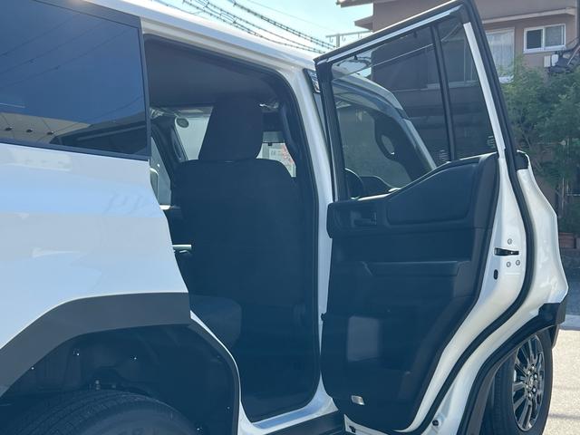 ランドクルーザー２５０ ＧＸ　ディーゼルターボ／走行距離１００ｋｍ／ＥＴＣ／アラウンドビューモニター／衝突軽減ブレーキ／アダプティブクルーズコントロール／１８インチアルミホイール／スマートキー（66枚目）