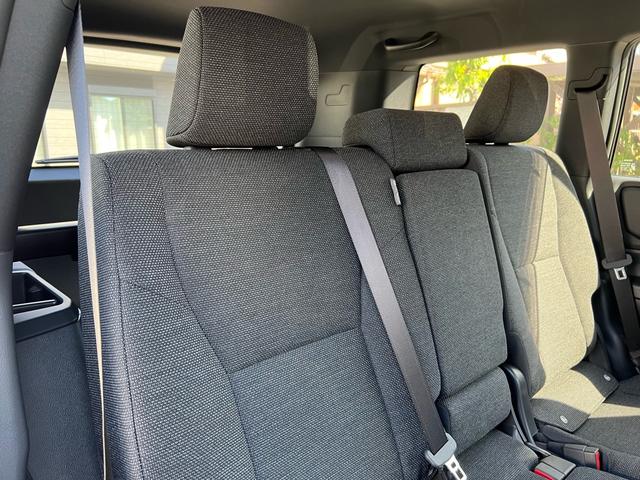 ランドクルーザー２５０ ＧＸ　ディーゼルターボ／走行距離１００ｋｍ／ＥＴＣ／アラウンドビューモニター／衝突軽減ブレーキ／アダプティブクルーズコントロール／１８インチアルミホイール／スマートキー（70枚目）