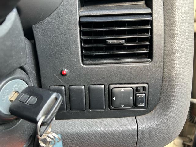 キューブ ＳＸ　ＭＤ／ＣＤセレクション　ルーフキャリア／ツートンカラー／色替え車両／グレー／ホワイト（57枚目）