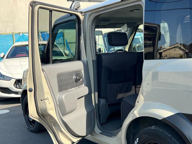 キューブ ＳＸ　ＭＤ／ＣＤセレクション　ルーフキャリア／ツートンカラー／色替え車両／グレー／ホワイト（65枚目）