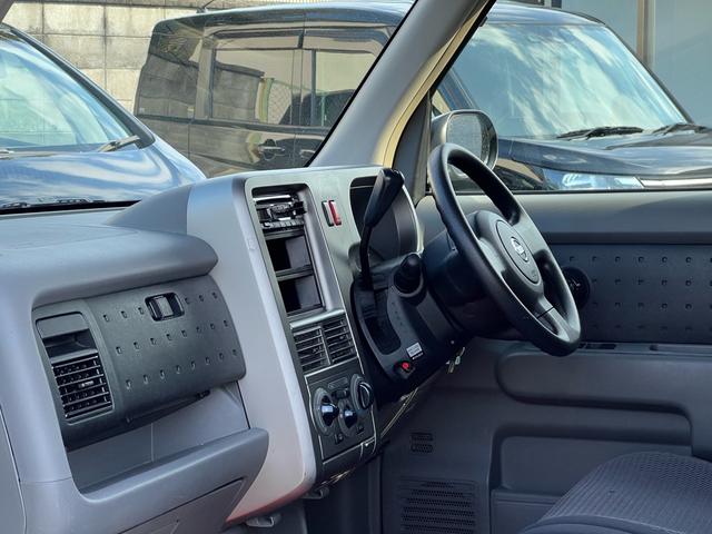 キューブ ＳＸ　ＭＤ／ＣＤセレクション　ルーフキャリア／ツートンカラー／色替え車両／グレー／ホワイト（72枚目）