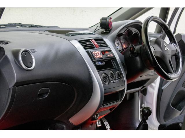 コルト ラリーアート　バージョンＲ　新品車高調　ＥＮＫＥＩ軽量ＡＷ　レカロシート　柿本マフラー　Ｂｌｕｅｔｏｏｔｈマルチオーディオ　ＥＴＣ（20枚目）