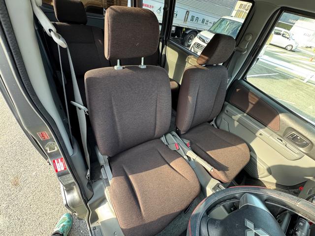 タウンボックス RX キーレスキー ターボ車 パワステ エアコン ETC 衝突安全ボディ エアバック ダブルエアバッグ フルフラット フロントパワーウインドウ(9枚目)