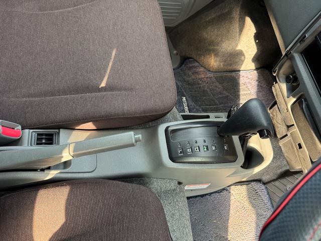 タウンボックス RX キーレスキー ターボ車 パワステ エアコン ETC 衝突安全ボディ エアバック ダブルエアバッグ フルフラット フロントパワーウインドウ(16枚目)