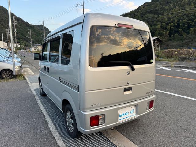 エブリイ ジョインターボ イモビライザー オートエアコン パワーウィンドゥ 運転席助手席エアバック ターボ 電動格納ドアミラー 運転席エアバッグ パワーステアリング 衝突安全ボディ ABS スライドドア ETC装備(6枚目)