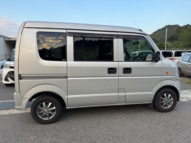 エブリイ ジョインターボ イモビライザー オートエアコン パワーウィンドゥ 運転席助手席エアバック ターボ 電動格納ドアミラー 運転席エアバッグ パワーステアリング 衝突安全ボディ ABS スライドドア ETC装備(8枚目)