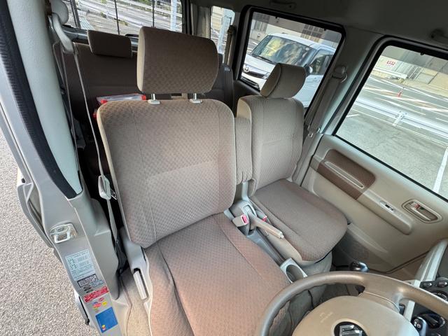 エブリイ ジョインターボ イモビライザー オートエアコン パワーウィンドゥ 運転席助手席エアバック ターボ 電動格納ドアミラー 運転席エアバッグ パワーステアリング 衝突安全ボディ ABS スライドドア ETC装備(13枚目)
