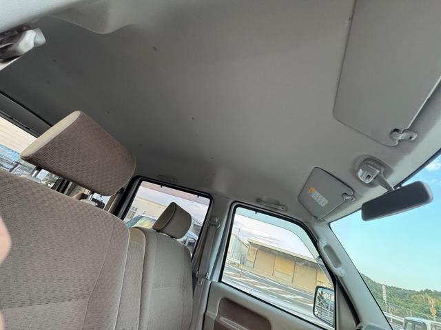 エブリイ ジョインターボ イモビライザー オートエアコン パワーウィンドゥ 運転席助手席エアバック ターボ 電動格納ドアミラー 運転席エアバッグ パワーステアリング 衝突安全ボディ ABS スライドドア ETC装備(15枚目)