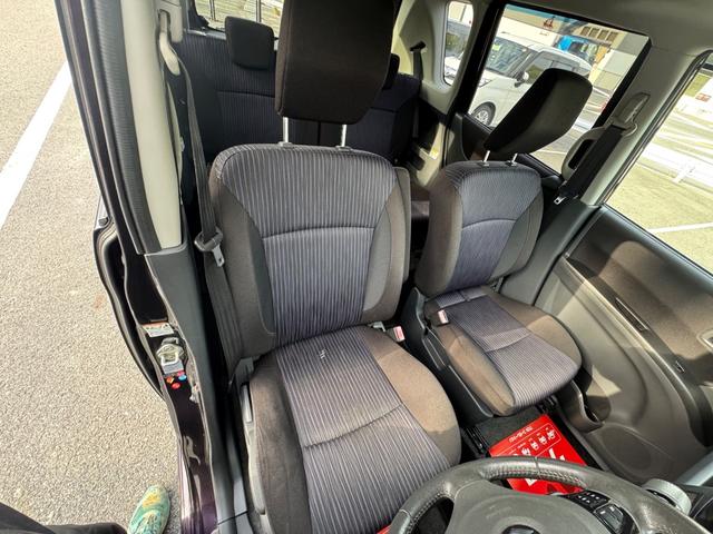 ソリオバンディット ベースグレード　インテリキー　両側電動パワースライドドア　ＥＴＣ搭載　電格ミラー　キーレス　ＤＶＤ再生可　メモリーナビ　サイドエアバッグ　エアバック　ナビ＆ＴＶ　盗難防止機能　ＡＡＣ　パワーステアリング　ＡＢＳ（12枚目）