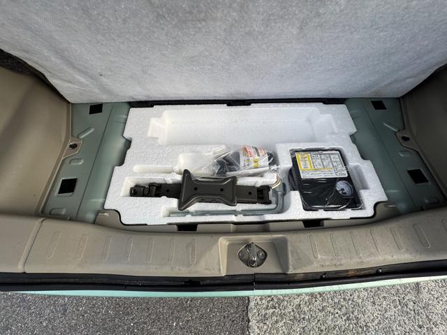 スペーシア X ディスチャージヘッドランプ装着車 バックアイカメラ ベンチシートフルフラット 両側スライド片側電動 電動格納式ミラー イモビライザー 助手席エアバッグ ナビ&TV DVD再生可能 PW 運転席エアバック ベンチS AUTOエアコン(32枚目)