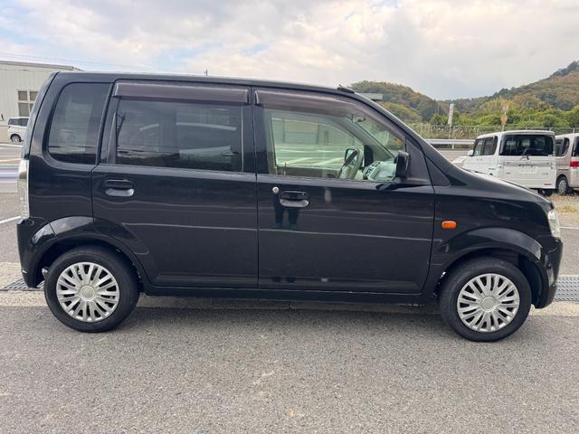 eKワゴン M セキュリティーアラーム エアB パワーステ エアコン 助手席エアバッグ キーレス フルフラット 衝突安全ボディ オートミラー パワーウィンド マニュアル(8枚目)