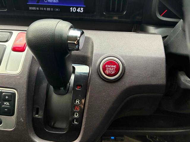 N-ONE プレミアム ドライブレコーダー ETC バックカメラ 衝突被害軽減システム HID スマートキー アイドリングストップ 電動格納ミラー ベンチシート CVT 盗難防止システム ABS ESC USB(5枚目)