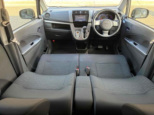 ムーヴ カスタム　ＲＳ　４ＷＤ　ナビ　ＴＶ　ドライブレコーダー　ＥＴＣ　バックカメラ　衝突被害軽減システム　オートライト　ＬＥＤヘッドランプ　スマートキー　アイドリングストップ　電動格納ミラー　ベンチシート　ターボ　ＣＶＴ（2枚目）