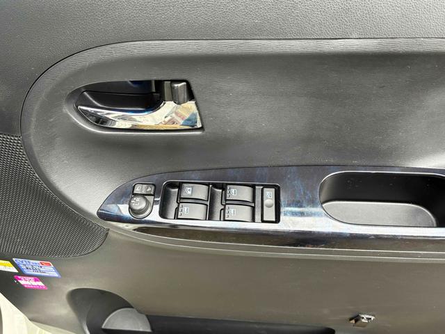 タント カスタムＲＳ　トップエディションＳＡＩＩＩ　ＥＴＣ　バックカメラ　両側電動スライドドア　ナビ　ＴＶ　クリアランスソナー　衝突被害軽減システム　オートマチックハイビーム　オートライト　ＬＥＤヘッドランプ　スマートキー　アイドリングストップ（12枚目）