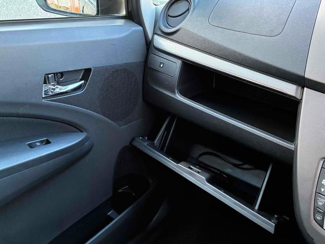 ムーヴ カスタム　Ｘ　ＳＡ　ＥＴＣ　バックカメラ　ナビ　衝突被害軽減システム　ＬＥＤヘッドランプ　スマートキー　アイドリングストップ　電動格納ミラー　ベンチシート　ＣＶＴ　盗難防止システム　ＡＢＳ　ＥＳＣ　ＣＤ　ＤＶＤ再生（55枚目）