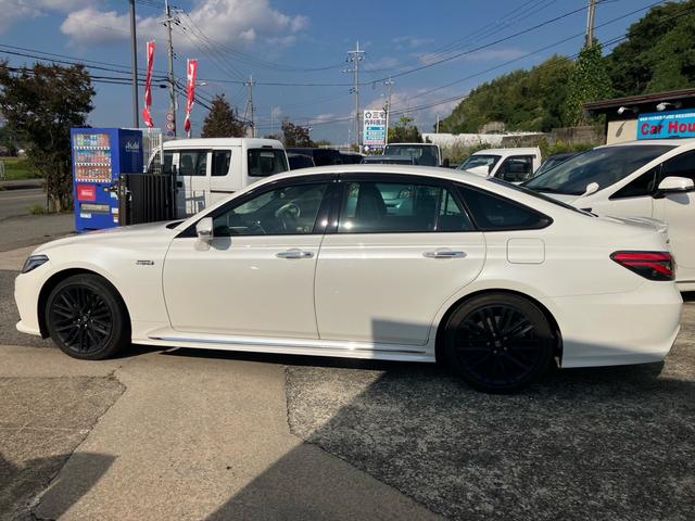 クラウンハイブリッド RSアドバンス ユーザー買取車両 18インチOPアルミ 黒革シート メーカーナビ バックカメラ デジタルインナーミラー ドラレコ ブラインドスポットモニター ヘッドアップディスプレイ クルーズコントロール(7枚目)