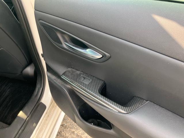 クラウンハイブリッド RSアドバンス ユーザー買取車両 18インチOPアルミ 黒革シート メーカーナビ バックカメラ デジタルインナーミラー ドラレコ ブラインドスポットモニター ヘッドアップディスプレイ クルーズコントロール(12枚目)