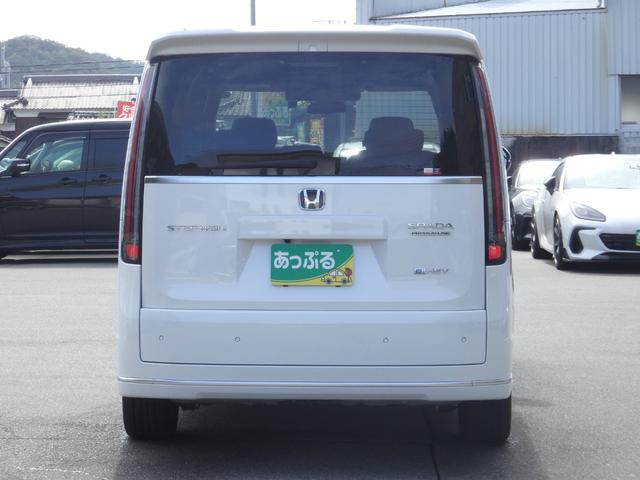 ステップワゴン ｅ：ＨＥＶスパーダ　プレミアムライン　禁煙車　純正１１．４型ナビ　Ｂカメラ　ＥＴＣ　ドラレコ前後　スマートキーＰスタート　両側パワスラ　後席１５．６型モニター　パワーバッグドア　パドルシフト　ハーフレザーシート　ＬＥＤオートライト（4枚目）