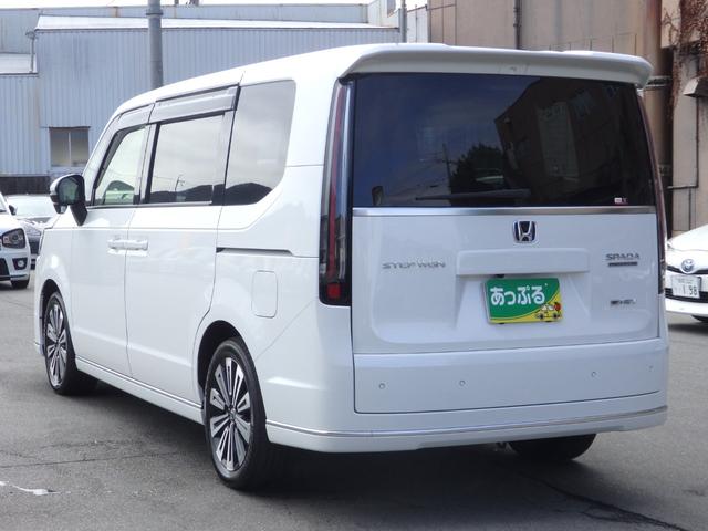 ステップワゴン ｅ：ＨＥＶスパーダ　プレミアムライン　禁煙車　純正１１．４型ナビ　Ｂカメラ　ＥＴＣ　ドラレコ前後　スマートキーＰスタート　両側パワスラ　後席１５．６型モニター　パワーバッグドア　パドルシフト　ハーフレザーシート　ＬＥＤオートライト（10枚目）