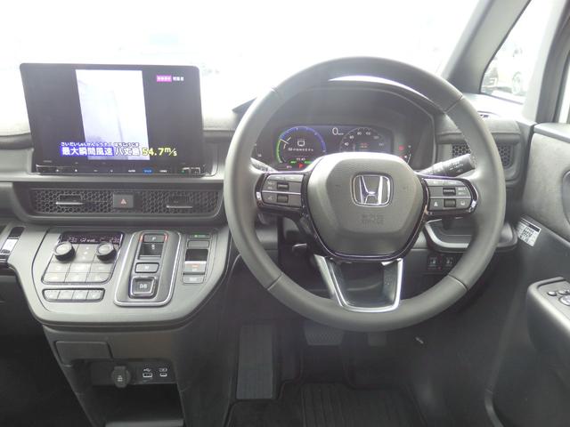 ステップワゴン ｅ：ＨＥＶスパーダ　プレミアムライン　禁煙車　純正１１．４型ナビ　Ｂカメラ　ＥＴＣ　ドラレコ前後　スマートキーＰスタート　両側パワスラ　後席１５．６型モニター　パワーバッグドア　パドルシフト　ハーフレザーシート　ＬＥＤオートライト（19枚目）