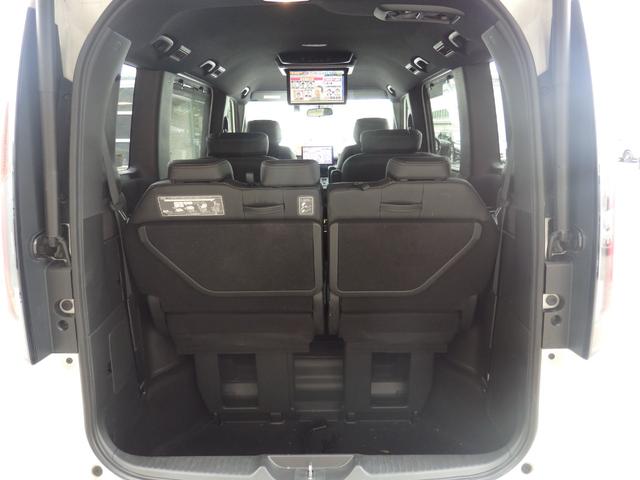 ステップワゴン ｅ：ＨＥＶスパーダ　プレミアムライン　禁煙車　純正１１．４型ナビ　Ｂカメラ　ＥＴＣ　ドラレコ前後　スマートキーＰスタート　両側パワスラ　後席１５．６型モニター　パワーバッグドア　パドルシフト　ハーフレザーシート　ＬＥＤオートライト（55枚目）