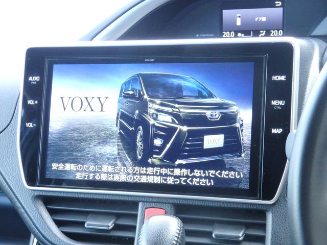 ヴォクシー ＺＳ　煌ＩＩＩ　４ＷＤ　禁煙車　純正１０型ナビ　後席モニター　クルコン　Ｂカメラ　ＥＴＣ　両側パワスラ　禁煙車　ドラレコ　ハーフレザーシート　スマートキーＰスタート　Ａストップ　ＬＥＤオートライト　フォグライト（12枚目）