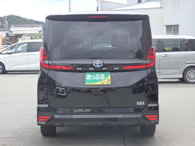 ノア ハイブリッドＳ－Ｚ　禁煙車　４ＷＤ　純正１０型ＤＡ　後席モニター　ＥＴＣ　Ｂカメラ　ワンオーナー車　クルコン　ＬＥＤオートライト　フォグライト　両側パワスラ　ステリモ　ハーフレザーシート　Ｆ席シートヒーター（4枚目）
