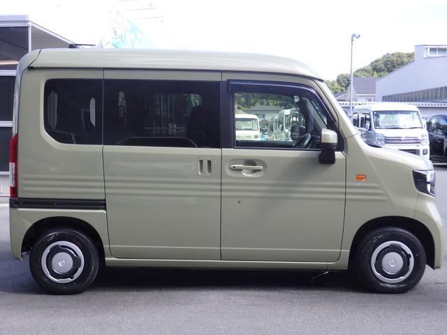 Ｎ－ＶＡＮ＋スタイル ファン　禁煙車　純正ナビ　Ｂカメラ　ＥＴＣ　クルコン　ステリモ　スマートキーＰスタート　ＬＥＤオートライト　フォグライト　ヘッドライトレベライザー　レーンキープ　横滑り防止　衝突軽減　オートエアコン（5枚目）