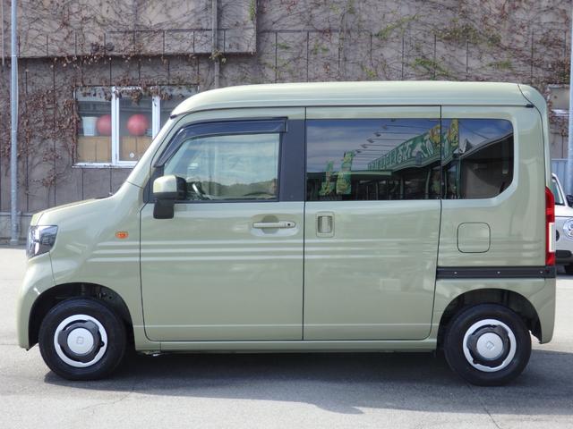 Ｎ－ＶＡＮ＋スタイル ファン　禁煙車　純正ナビ　Ｂカメラ　ＥＴＣ　クルコン　ステリモ　スマートキーＰスタート　ＬＥＤオートライト　フォグライト　ヘッドライトレベライザー　レーンキープ　横滑り防止　衝突軽減　オートエアコン（6枚目）