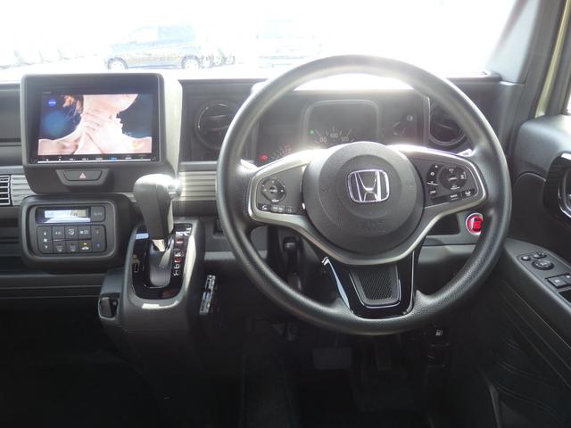 Ｎ－ＶＡＮ＋スタイル ファン　禁煙車　純正ナビ　Ｂカメラ　ＥＴＣ　クルコン　ステリモ　スマートキーＰスタート　ＬＥＤオートライト　フォグライト　ヘッドライトレベライザー　レーンキープ　横滑り防止　衝突軽減　オートエアコン（18枚目）