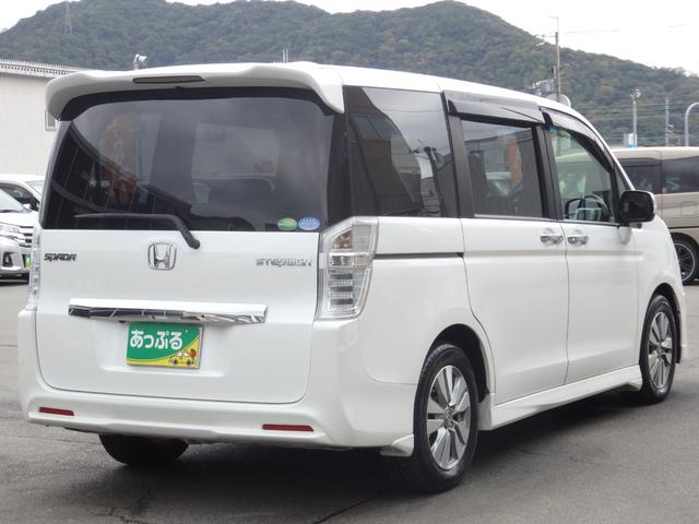 ステップワゴンスパーダ Ｚ　禁煙車　ワンオーナ車　純正ナビ　ＥＴＣ　ユーザー様買取車　Ｂカメラ　ドラレコ　両側パワスラ　アイドルストップ　クルコン　スマートキー　ＨＩＤオートライト　フォグライト　社外レーダー　純正１６インチＡＷ（9枚目）