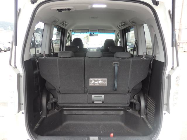 ステップワゴンスパーダ Ｚ　禁煙車　ワンオーナ車　純正ナビ　ＥＴＣ　ユーザー様買取車　Ｂカメラ　ドラレコ　両側パワスラ　アイドルストップ　クルコン　スマートキー　ＨＩＤオートライト　フォグライト　社外レーダー　純正１６インチＡＷ（20枚目）