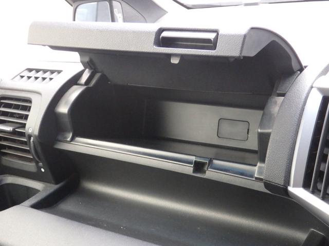 ステップワゴンスパーダ Ｚ　禁煙車　ワンオーナ車　純正ナビ　ＥＴＣ　ユーザー様買取車　Ｂカメラ　ドラレコ　両側パワスラ　アイドルストップ　クルコン　スマートキー　ＨＩＤオートライト　フォグライト　社外レーダー　純正１６インチＡＷ（39枚目）