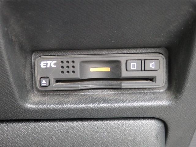ステップワゴンスパーダ Ｚ　禁煙車　ワンオーナ車　純正ナビ　ＥＴＣ　ユーザー様買取車　Ｂカメラ　ドラレコ　両側パワスラ　アイドルストップ　クルコン　スマートキー　ＨＩＤオートライト　フォグライト　社外レーダー　純正１６インチＡＷ（48枚目）