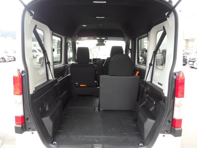 お客様に安心のお車選びをお手伝いできるよう弊社では多数の資格保有者が在籍しております。