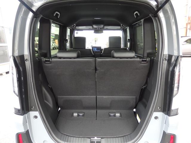 N-BOXカスタム コーディネートスタイル 禁煙車 純正DA クルコン 両側Pスラ Bカメラ ステリモ スマートキーPスタート 黒レザーシート ヘッドライトレベライザー 横滑り防止 オートエアコン パワーウィンドウ ウィンカー付き電格ミラー(20枚目)