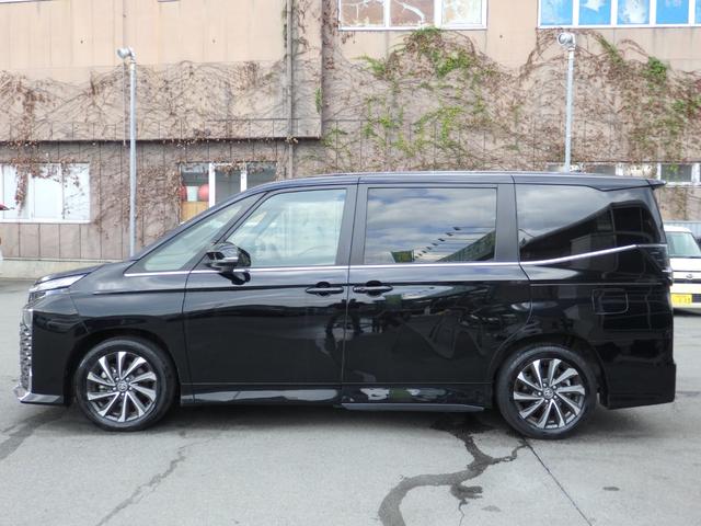 ヴォクシー S-Z 純正10.5型ナビ 純正14型後席M Bカメラ ETC2.0 F席、2列目Sヒーター 両パワ パワーバックドア 衝突軽減B レーンキープ 横滑防止 Cソナー クルコン LEDオートライト 純正17AW(6枚目)