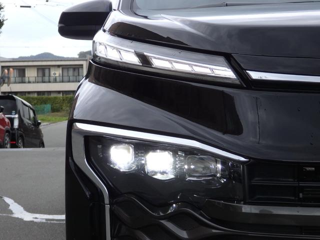 ヴォクシー S-Z 純正10.5型ナビ 純正14型後席M Bカメラ ETC2.0 F席、2列目Sヒーター 両パワ パワーバックドア 衝突軽減B レーンキープ 横滑防止 Cソナー クルコン LEDオートライト 純正17AW(24枚目)