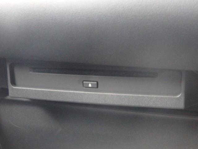 ヴォクシー S-Z 純正10.5型ナビ 純正14型後席M Bカメラ ETC2.0 F席、2列目Sヒーター 両パワ パワーバックドア 衝突軽減B レーンキープ 横滑防止 Cソナー クルコン LEDオートライト 純正17AW(29枚目)