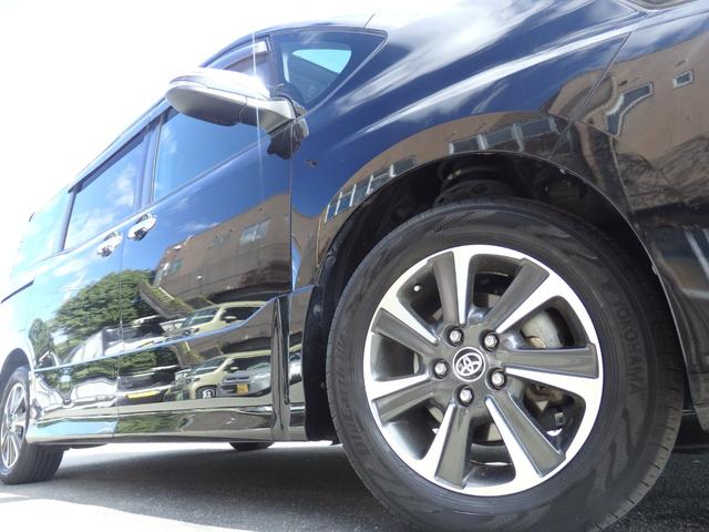 ヴォクシー ＺＳ　煌ＩＩ　純正１０型ナビＥＴＣ　Ｂカメラ　両パワ　衝突軽減Ｂ　スマートキー　Ｐスタート　ステリモ　クルコン　レーンキープ　横滑り防止　Ｃソナー　ＬＥＤオートライトフォグライト　オートハイビーム　純正１６ＡＷ（22枚目）