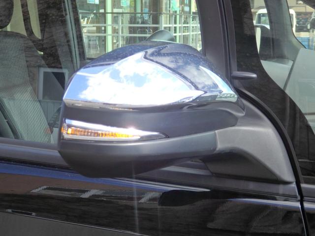 ヴォクシー ＺＳ　煌ＩＩ　純正１０型ナビＥＴＣ　Ｂカメラ　両パワ　衝突軽減Ｂ　スマートキー　Ｐスタート　ステリモ　クルコン　レーンキープ　横滑り防止　Ｃソナー　ＬＥＤオートライトフォグライト　オートハイビーム　純正１６ＡＷ（26枚目）