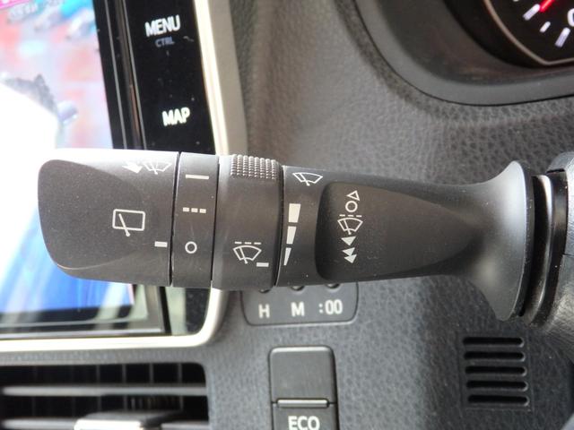 ヴォクシー ＺＳ　煌ＩＩ　純正１０型ナビＥＴＣ　Ｂカメラ　両パワ　衝突軽減Ｂ　スマートキー　Ｐスタート　ステリモ　クルコン　レーンキープ　横滑り防止　Ｃソナー　ＬＥＤオートライトフォグライト　オートハイビーム　純正１６ＡＷ（33枚目）