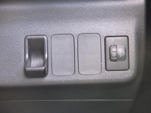 ミラココア ココアＸスペシャル　禁煙車　買取車両　ＳＤナビ　ＤＶＤ　ＣＤ　フルセグ　Ｂｌｕｅｔｏｏｔｈ　ＲＥＣ　ＦＭ　ＡＭ　ＥＴＣ　１３インチホワイトＡＷ　電動格納式ミラー（29枚目）