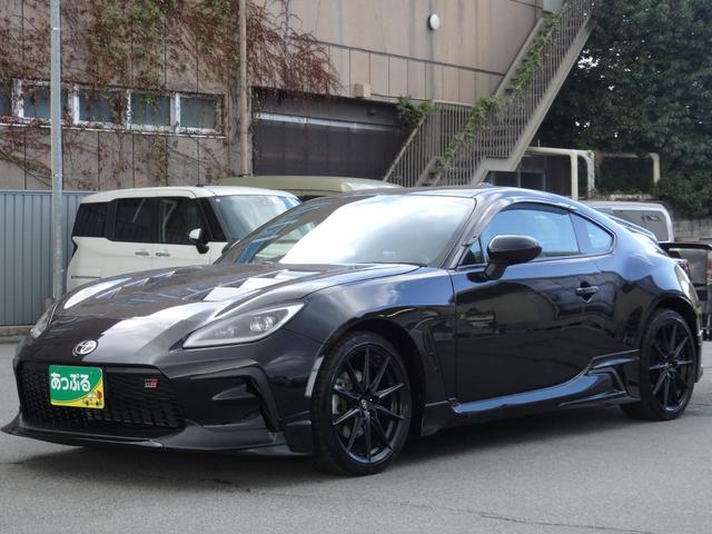 ＧＲ８６ ＲＺ　６ＭＴ　社外ナビ　ＥＴＣ　社外カーボンボンネット　エアロ（Ｆ・Ｒ・Ｓ）　ＴＥＩＮ車高調　ＴＲＤマフラー／リアスポイラー　社外ローター　フロントネガティブキャンバー　スマートキー　Ｐスタート　クルコン（7枚目）
