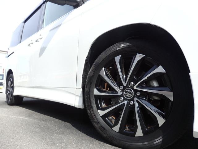 ノア ハイブリッドS-Z 純正10.5型ナビ 14型後席M Bカメラ ETC2.0 モデリスタエアロ(F/R)F席Sヒーター クルコン 衝突軽減B レーンキープ 横滑り防止 Cソナー BSM LEDオートライトフォグライト(22枚目)